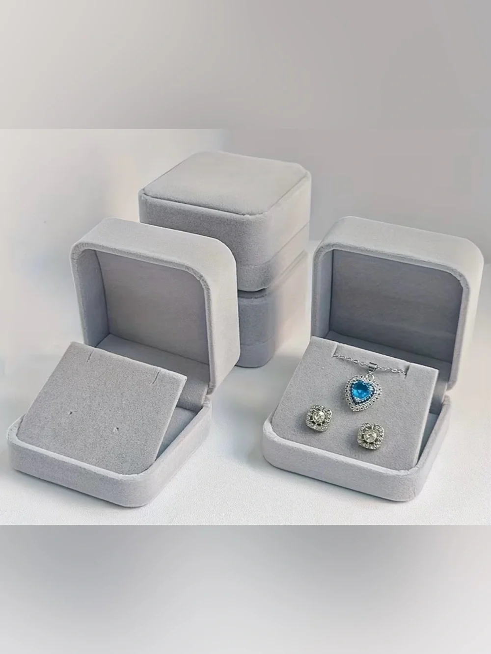 New Velvet Pendant / Earring Jewelry Boxes Ivory and Light Gray
